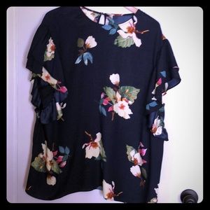 Beautiful blouse with gorgeous print!